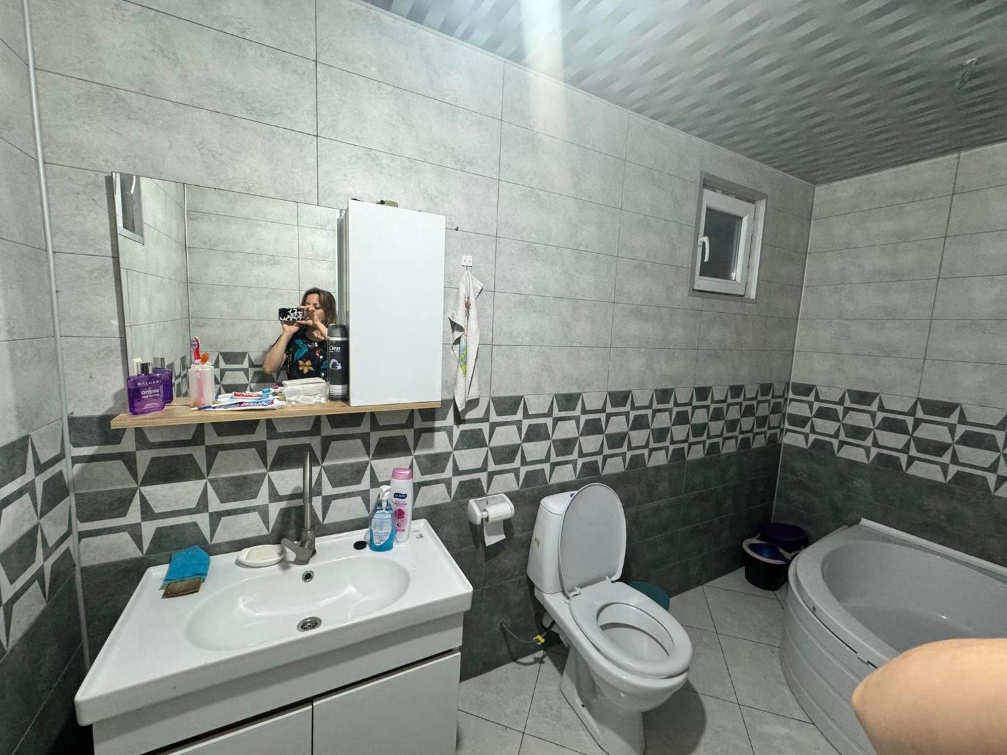 Zara-Guest House Zugdidi Kültér fotó